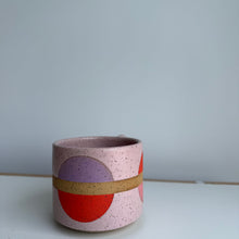 Load image into Gallery viewer, Pink reflection mug