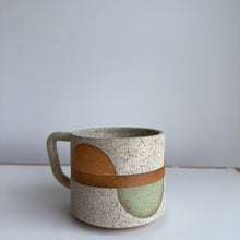 Load image into Gallery viewer, Cream off set reflection mug