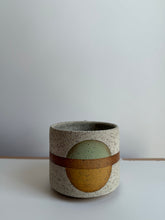 Load image into Gallery viewer, Cream reflection mug