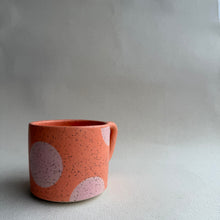 Load image into Gallery viewer, Coral with pink dot mug