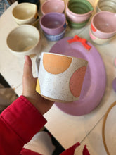 Load image into Gallery viewer, Multi dot sorbet Mug
