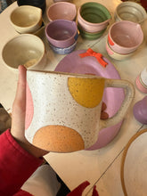 Load image into Gallery viewer, Multi dot sorbet Mug