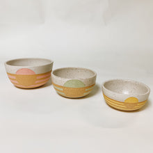 Load image into Gallery viewer, Mini nesting bowl set