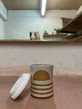 Load image into Gallery viewer, Travel tumbler in all white