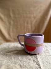 Load image into Gallery viewer, Pink reflection mug

