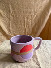 Load image into Gallery viewer, Pink reflection mug

