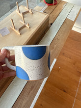 Load image into Gallery viewer, Blue dot mug
