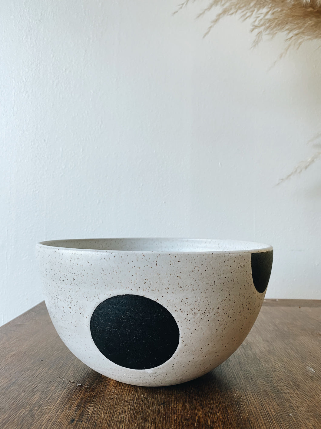XL Black Dot bowl