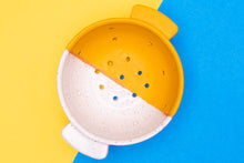 Load image into Gallery viewer, Berry Colander in Yellow
